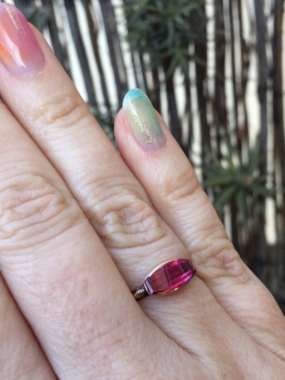 Antique (1900’s) 10 K Gold Ring with Oval Pink Sapphire - Picture 6 of 9